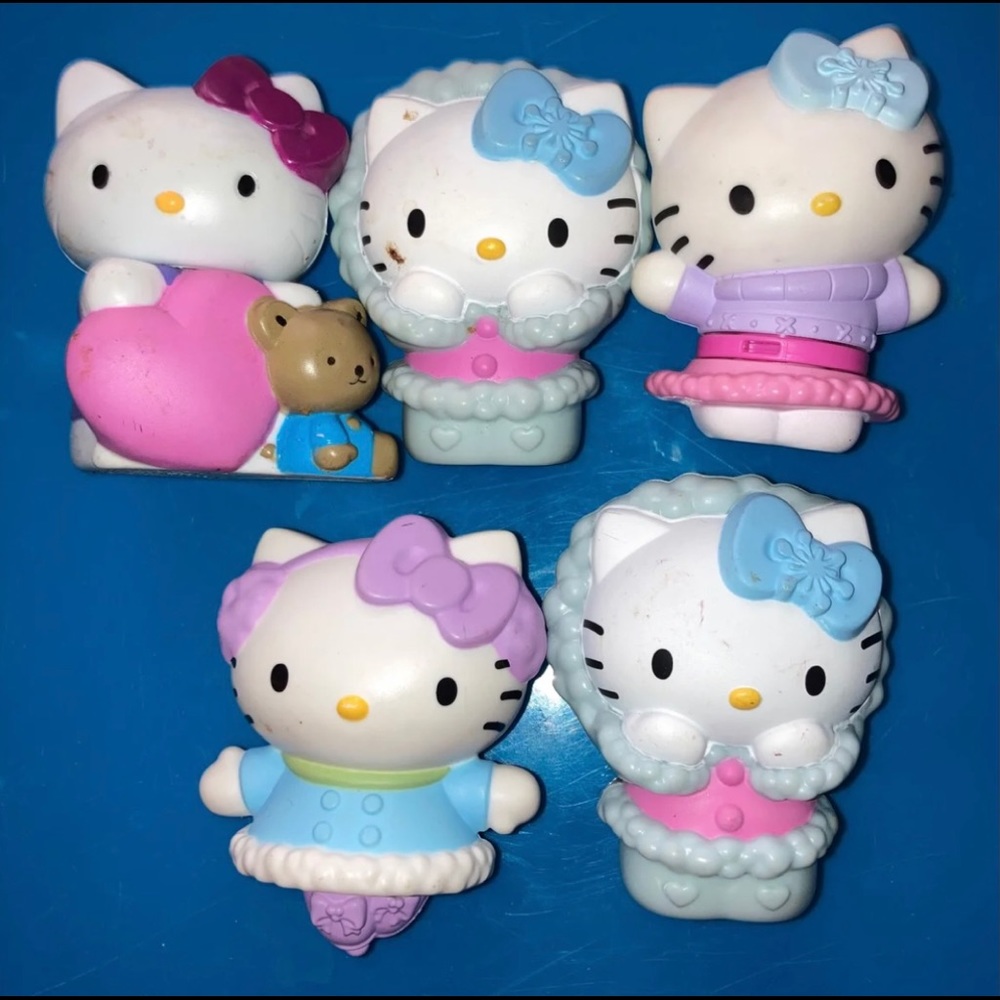SANRIO HELLO KITTY LOT